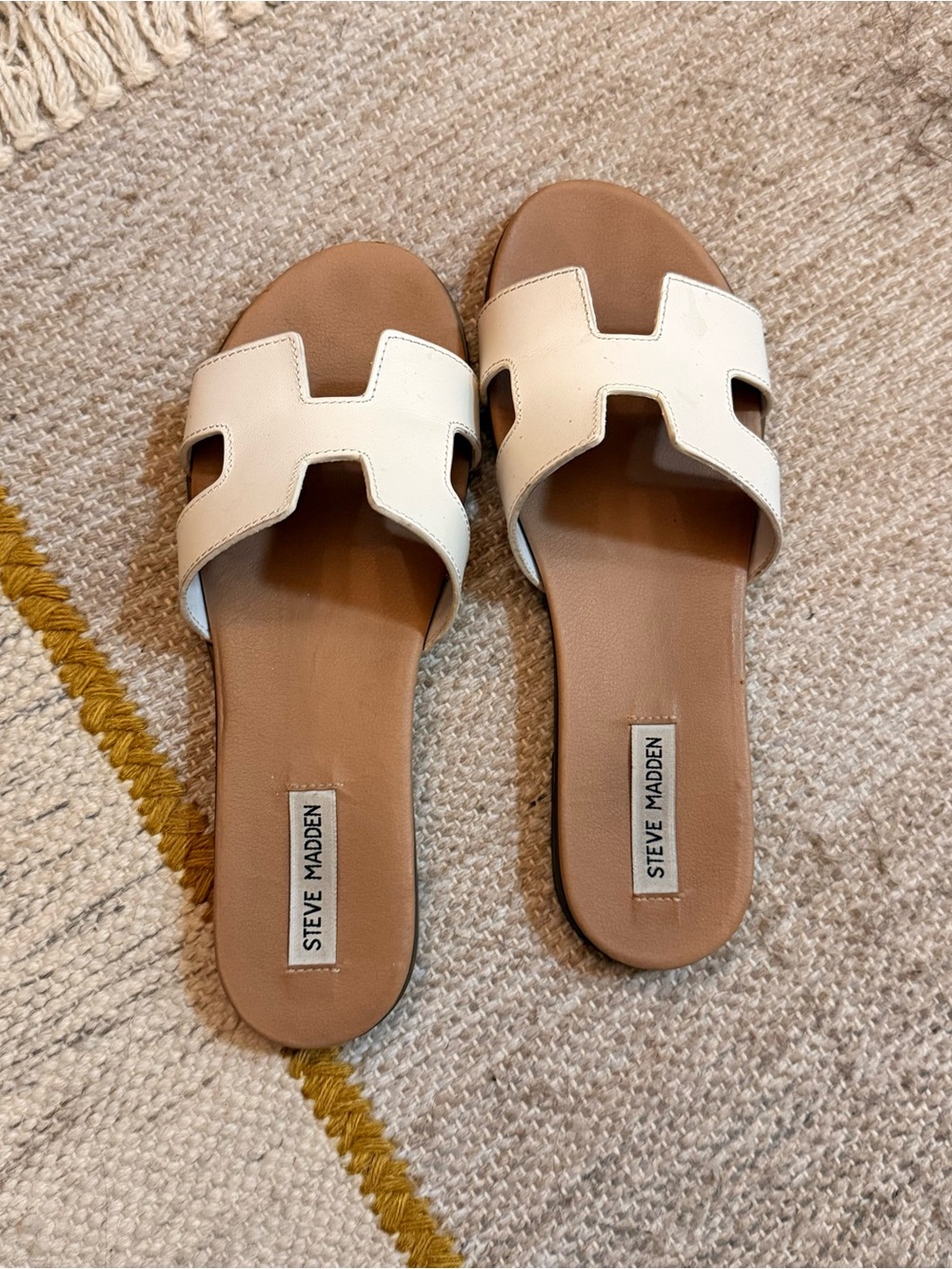Steve Madden Women’s White Slide Sandals
